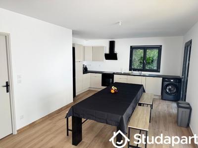 Chambre - 17 m² - 1 pièce