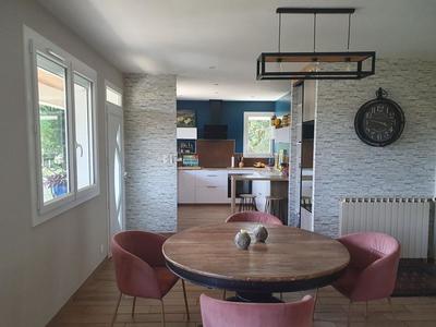 Maison - 150 m² - 7 pièces