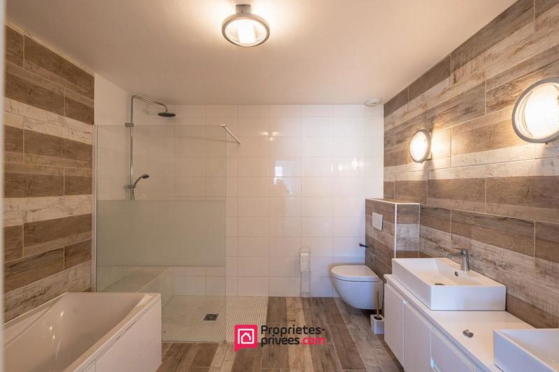 Maison - 190 m² - 7 pièces