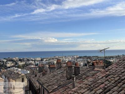 Appartement - 85 m² - 3 pièces