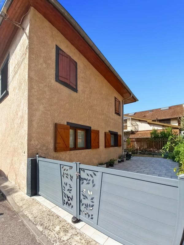 Maison - 104 m² - 4 pièces