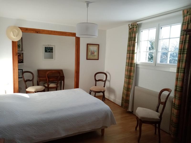 Maison - 212 m² - 8 pièces