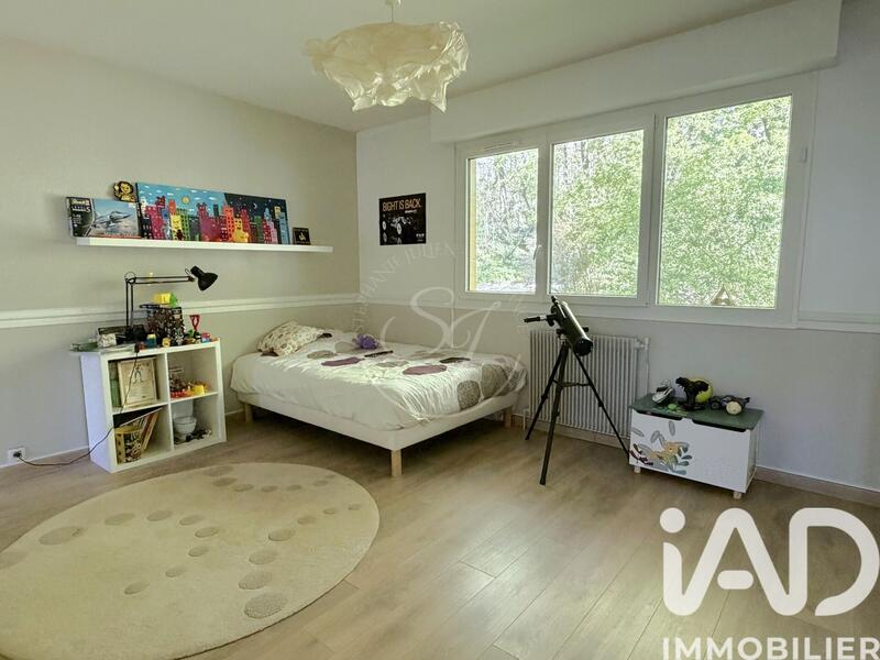 Appartement - 102 m² - 4 pièces