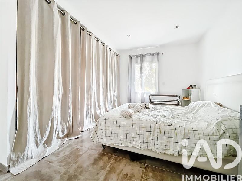 Maison - 142 m² - 5 pièces