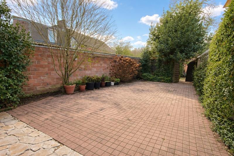 Maison - 160 m² - 9 pièces