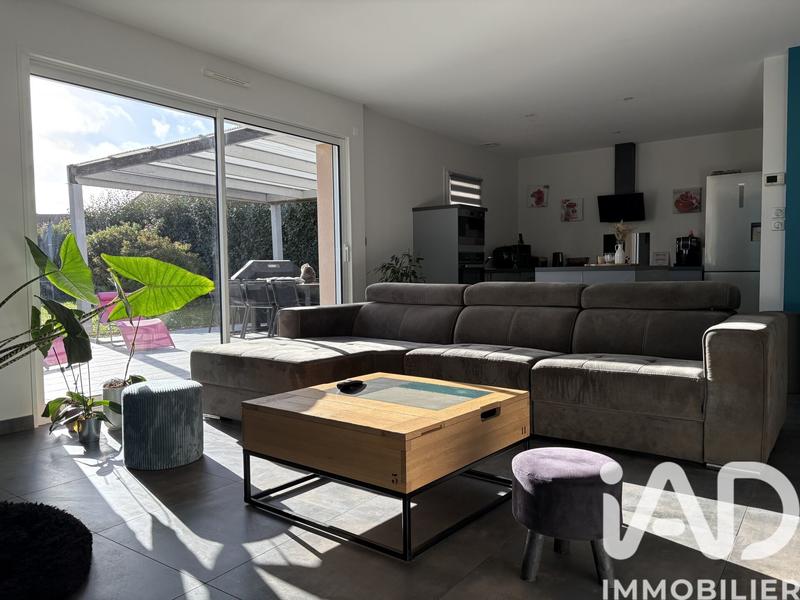 Maison - 110 m² - 5 pièces