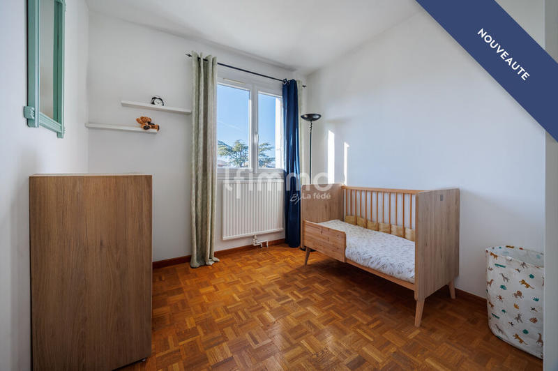 Appartement - 82 m² - 3 pièces