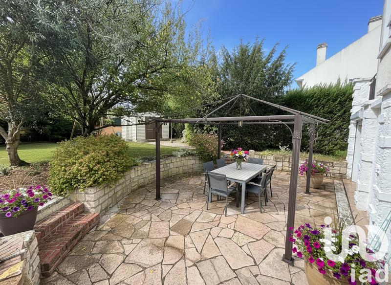 Maison - 111 m² - 5 pièces