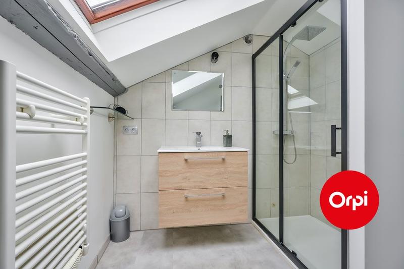 Appartement - 101 m² - 4 pièces