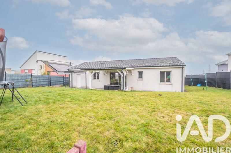 Maison - 85 m² - 5 pièces