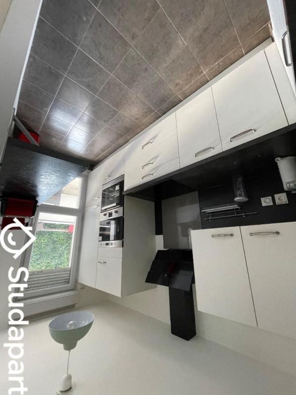 Chambre - 9 m² - 1 pièce