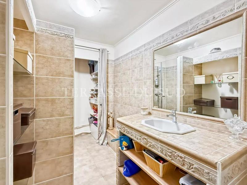 Appartement - 135 m² - 7 pièces