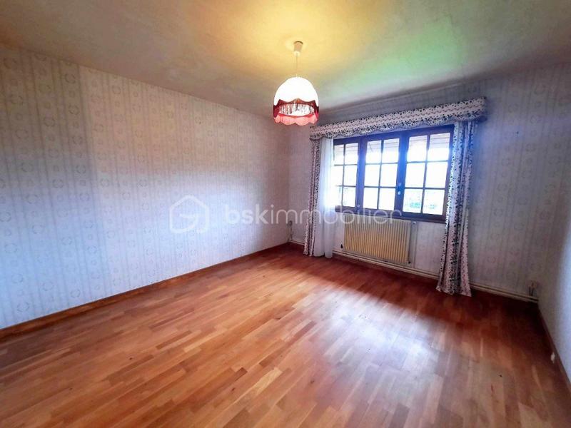 Maison traditionnelle - 163 m² - 6 pièces