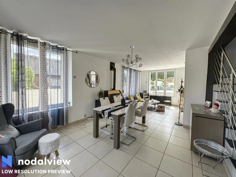 Maison - 191 m² - 6 pièces