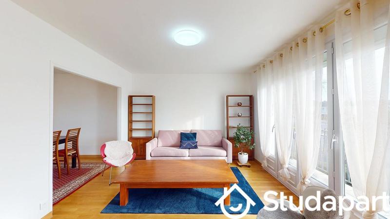 Chambre - 56 m² - 1 pièce