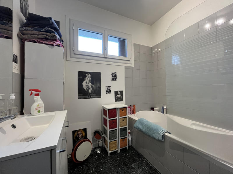 Maison - 102 m² - 4 pièces