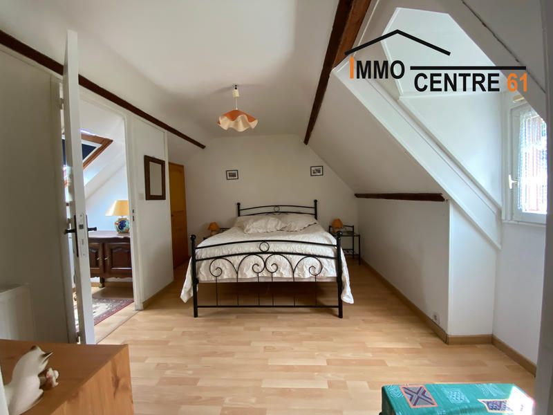 Maison - 140 m² - 6 pièces