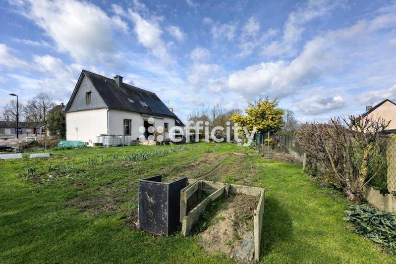 Maison - 140 m² - 8 pièces