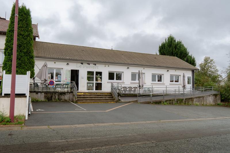 Fonds de commerce - Magasins - 241 m²