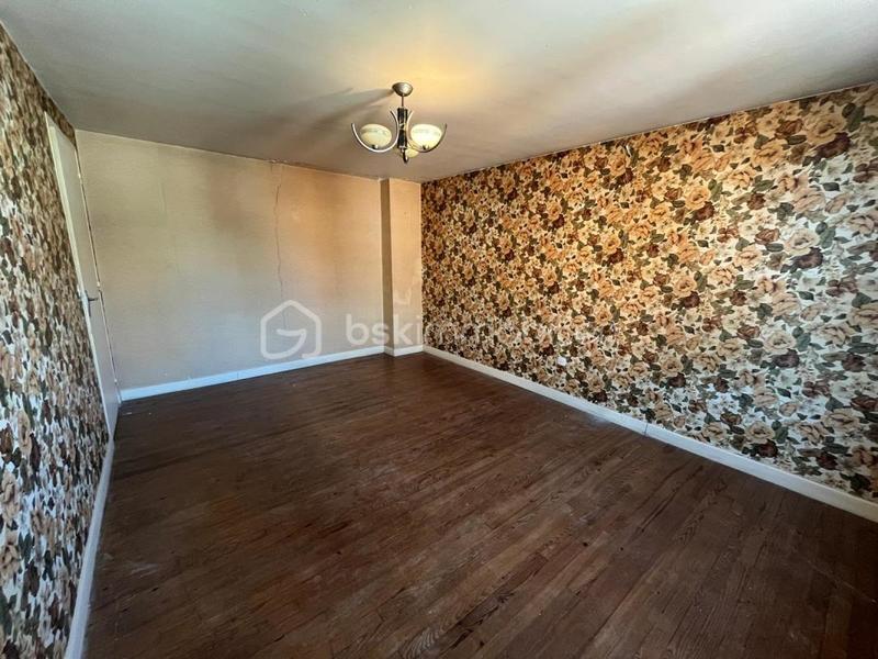 Propriété - 170 m² - 6 pièces