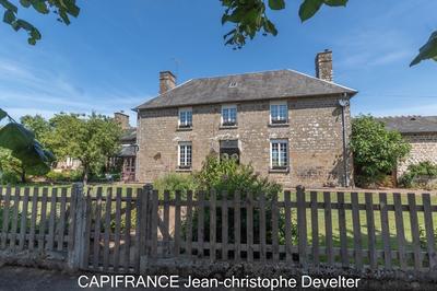 Propriété - 187 m² - 8 pièces