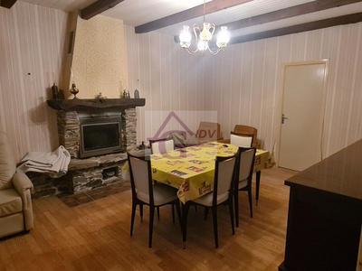 Maison - 150 m² - 5 pièces