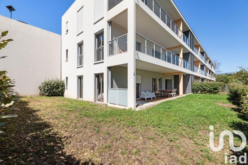 Appartement - 97 m² - 4 pièces