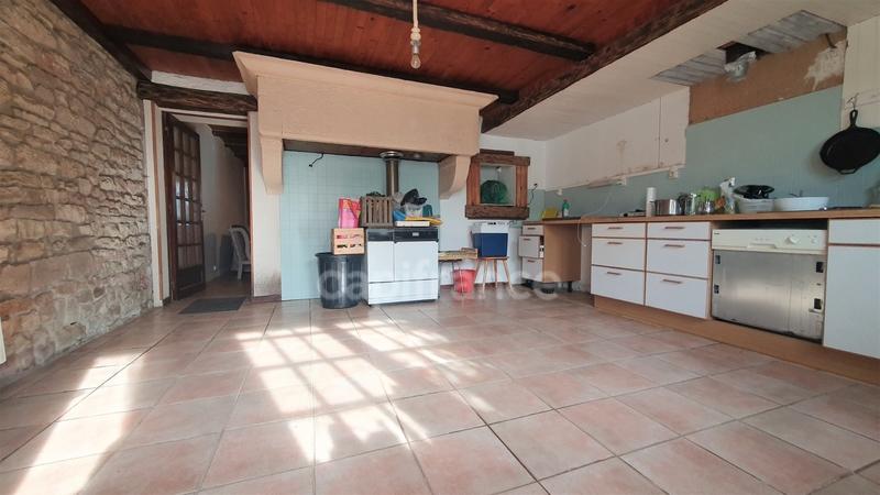 Maison en pierre - 195 m² - 7 pièces