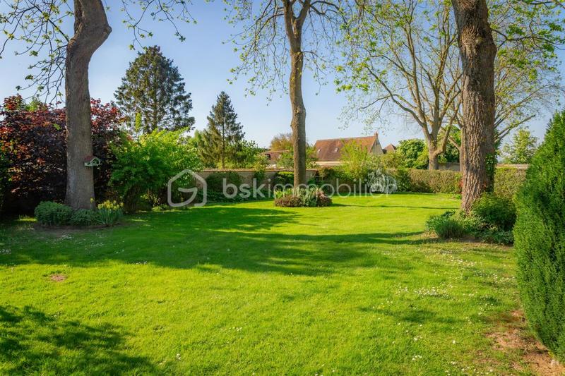 Propriété - 324 m² - 11 pièces