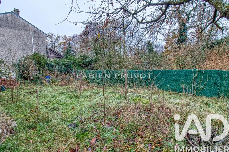 Maison - 92 m² - 5 pièces