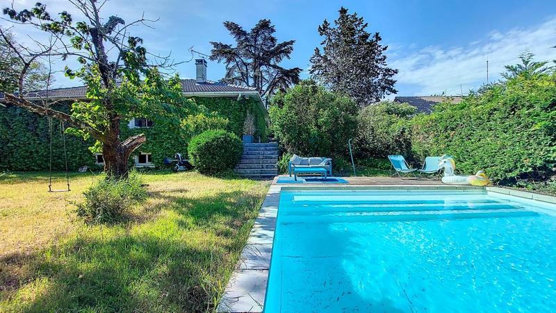 Maison - 194 m² - 6 pièces