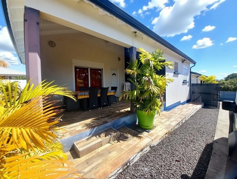 Maison - 188 m² - 9 pièces