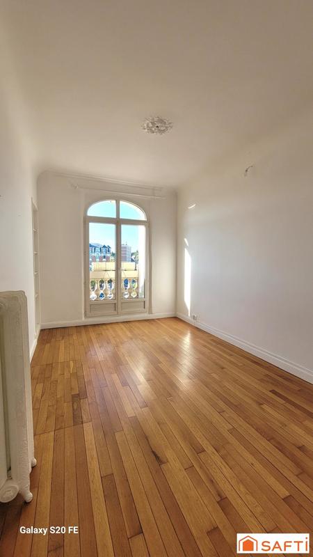 Appartement - 125 m² - 4 pièces