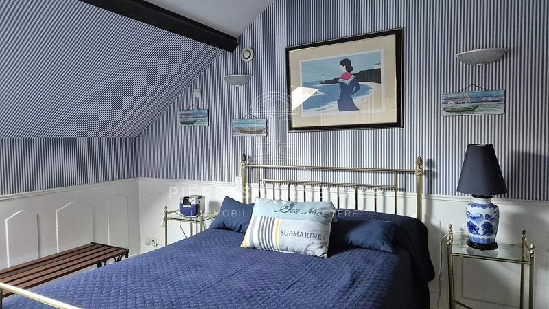 Maison - 438 m² - 16 pièces