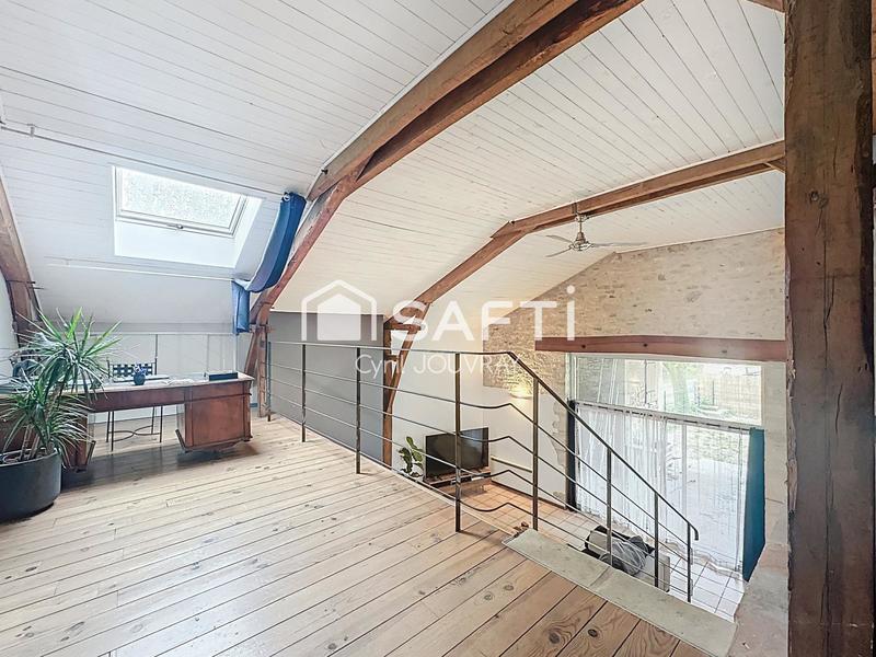 Maison - 262 m² - 6 pièces