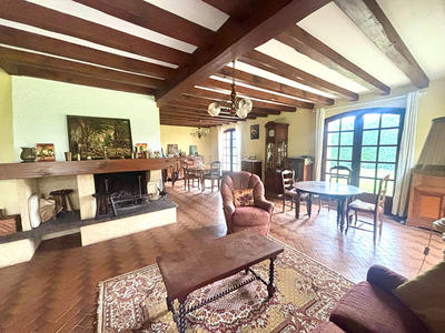 Maison - 138 m² - 4 pièces