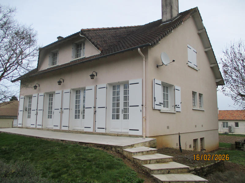 Maison - 160 m² - 7 pièces