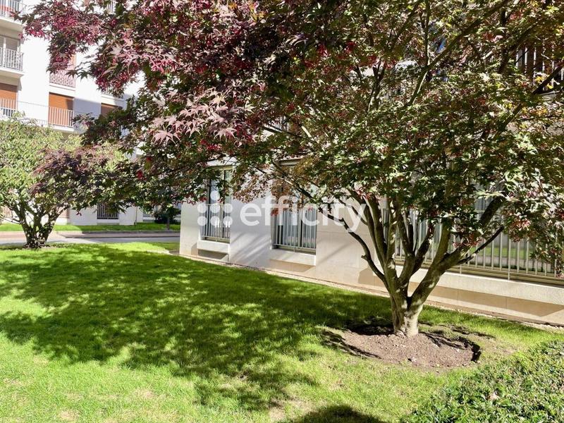 Appartement - 118 m² - 6 pièces