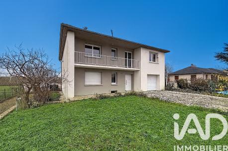 Maison - 200 m² - 7 pièces