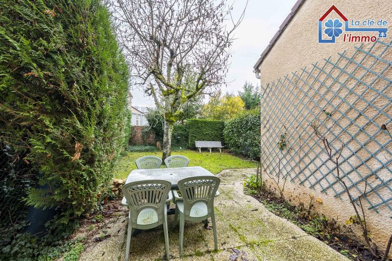 Maison - 95 m² - 4 pièces