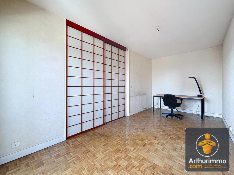 Appartement - 104 m² - 5 pièces