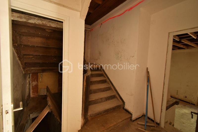 Immeuble - 165 m² - 10 pièces