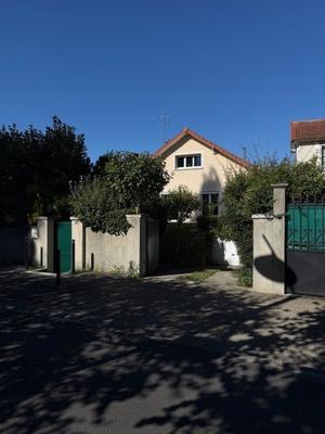 Maison - 110 m² - 4 pièces