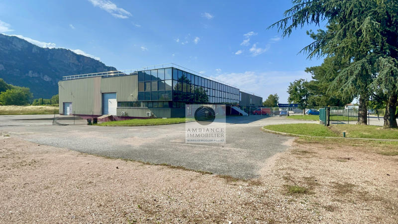 Local commercial - 200 m²