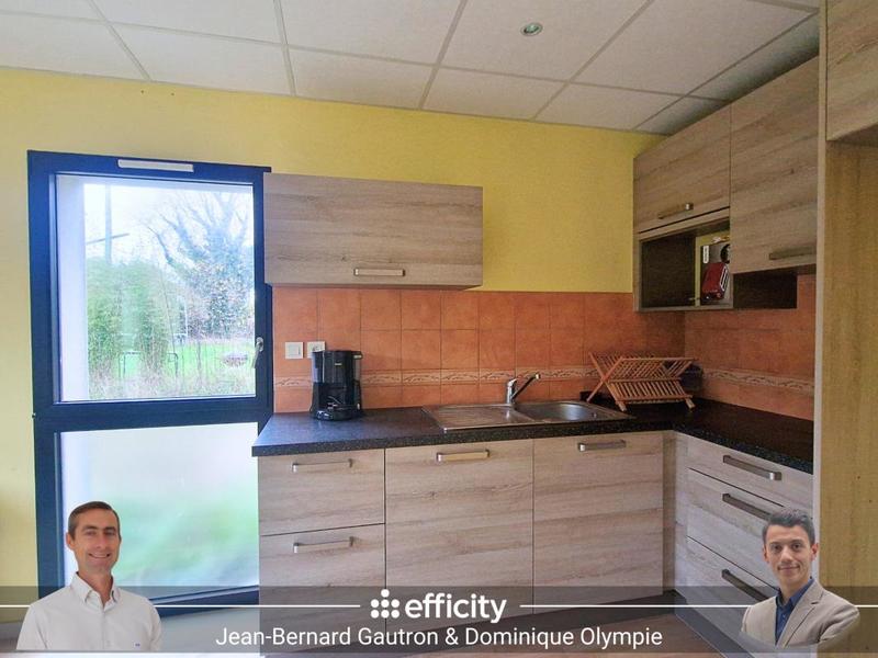 Bureau - 297 m² - 21 pièces