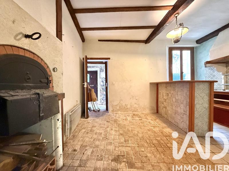 Appartement - 81 m² - 3 pièces