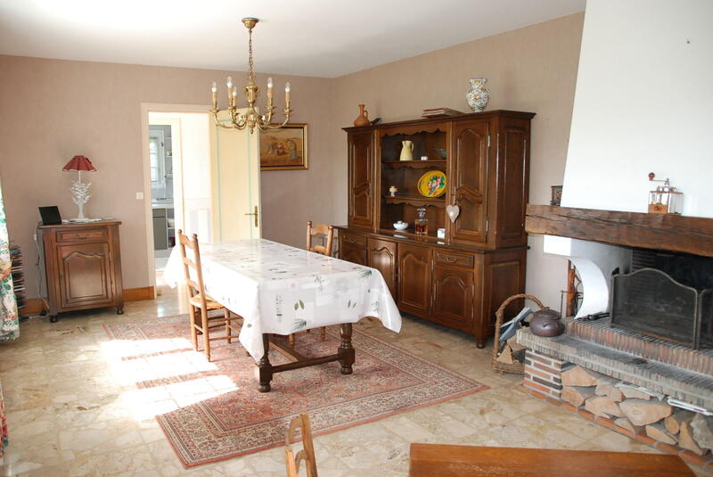 Maison - 143 m² - 7 pièces