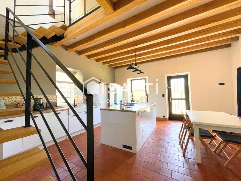 Maison - 197 m² - 6 pièces