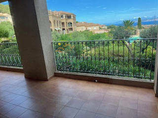 Appartement - 64 m² - 1 pièce