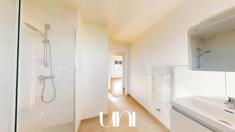 Maison - 108 m² - 4 pièces